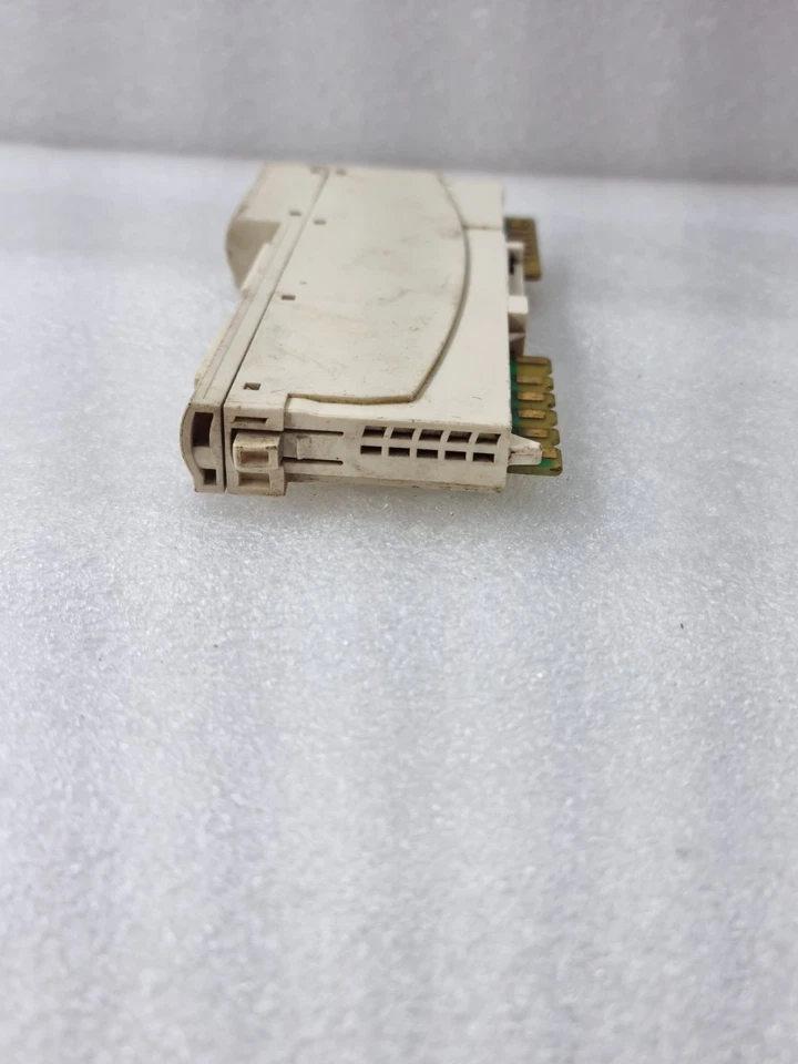 TELEMECANIQUE SCHNEIDER ADVANTYS STB DDI3610 24VDC INPUT MODULE